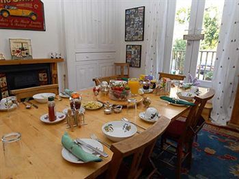 Anchor House Bed & Breakfast Dartmouth Exterior photo